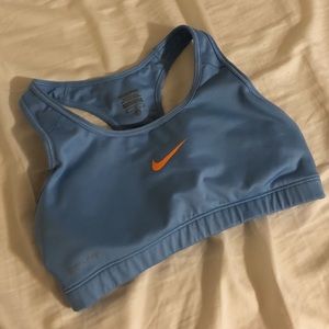 nike pro sports bra